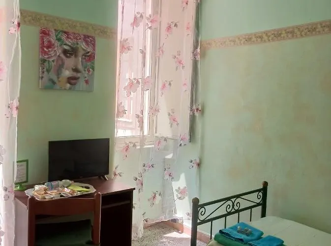 Bella Stella Bed & Breakfast 3*